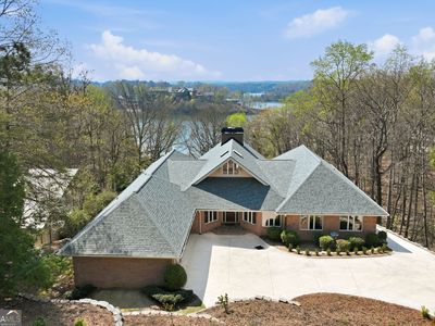2538 Bridgewater Dr