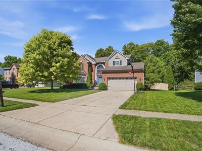 77 W Waterbury Dr