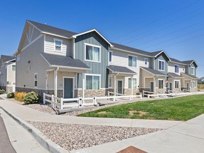 1353 Reynolds St #18D