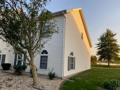 195 Beyers Lake Est