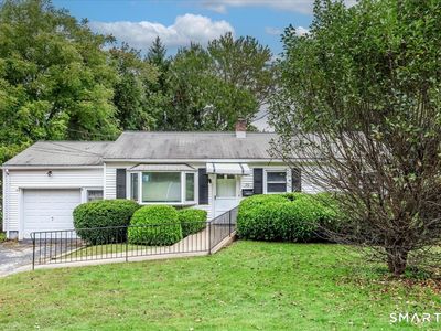 25 Meadowbrook Road