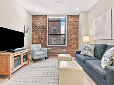 121 Portland St Unit 302
