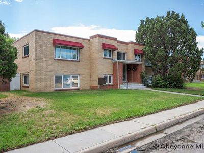 1823 Fremont Ave