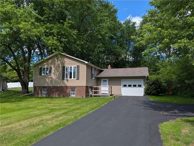 6 Neil Dr