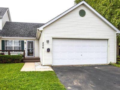 206 Sterling COURT