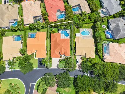 9923 NW 64th Court