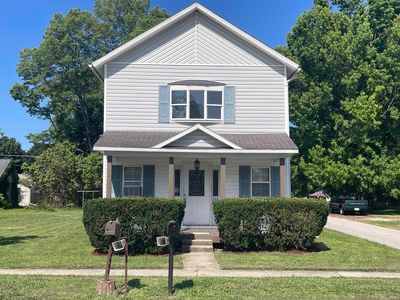 288 N Main St