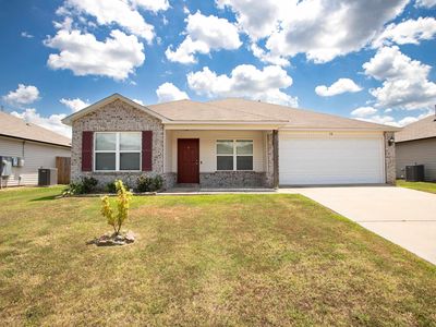 30 Summer Breeze Rd