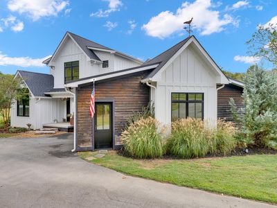 5531 Blue Springs Rd S