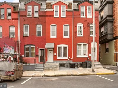 616 Elm St