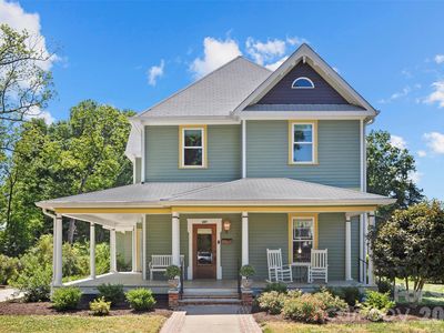 207 W Academy St