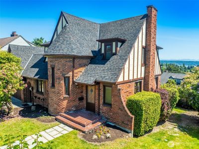 5808 Princeton Avenue NE