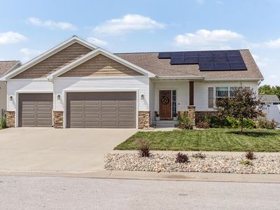 301 Hawthorne Cir