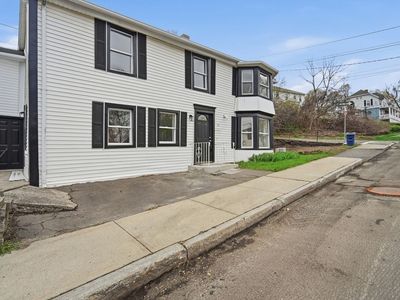 16 N Main St