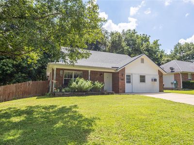 20756 Lakeshore Dr