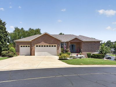 1995 Pointe Royale Drive