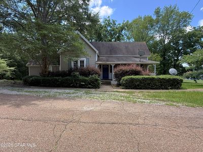 156 E Church St
