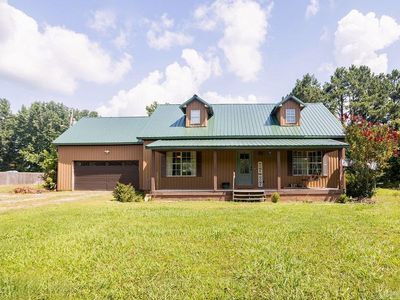 65 Four Oaks Ln