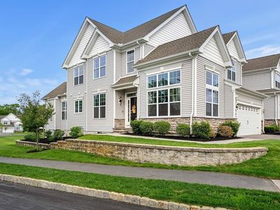 38 Phoebe St #102