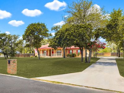1220 Country View Dr.,