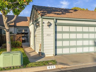 422 Devonshire Gln