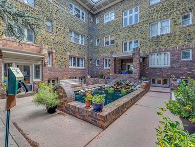 86 N B St #10