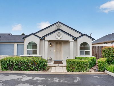 616 Village Dr