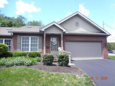 1621 Bryn Mawr Dr