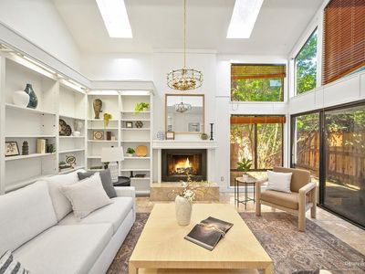 11 Park Sierra Ln
