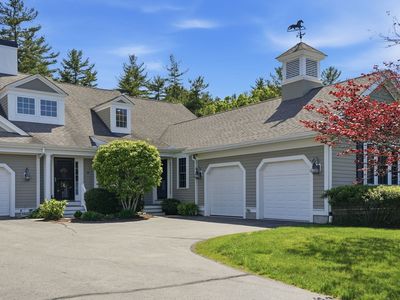 26 Hayloft Ln