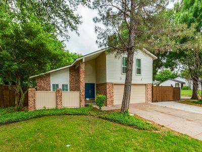 1700 Aurora Dr
