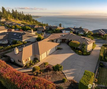 13705 68th Avenue W
