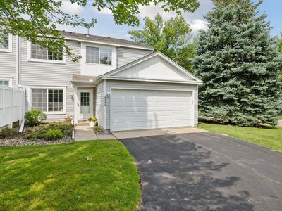 8990 Scarlet Globe Dr