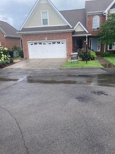 333 Calumet Trce