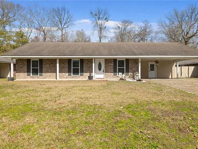 Property at 1215 Jason Dr, Denham Springs, LA