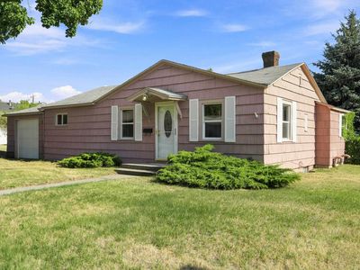 1129 W Bismark Ave