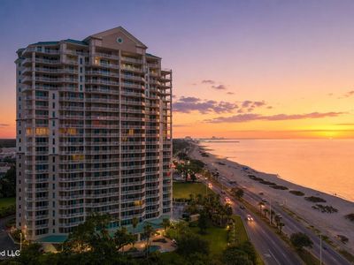 2668 Beach Blvd Unit 2201