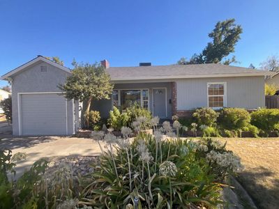 3450 Sierra View Ln
