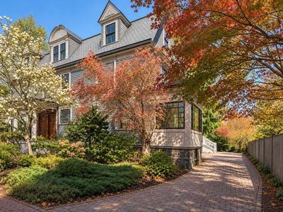 9 Farrar St #9
