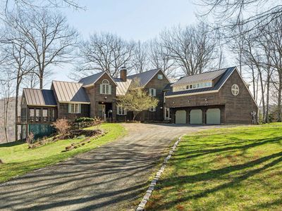 114 Oak Ridge Way