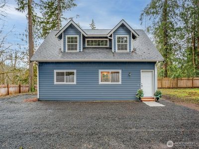 200 E Hillcrest Drive