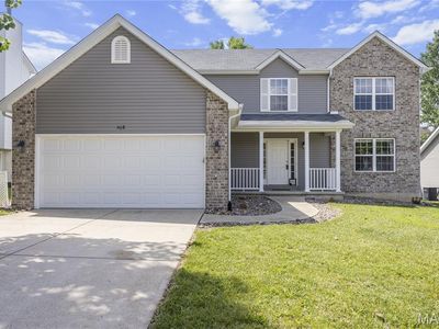608 Louisbourg Dr