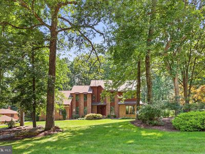1990 Shulton Dr