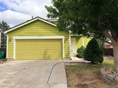 4305 E 94th Place