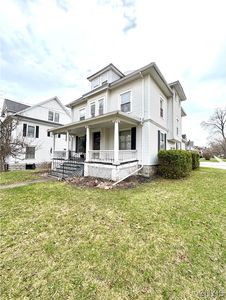174 E Genesee St