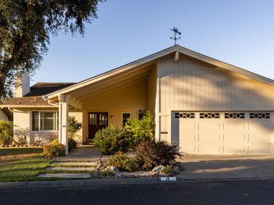 58 Oak Island Circle