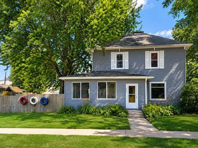Property at 210 S 3rd St, Jefferson, SD