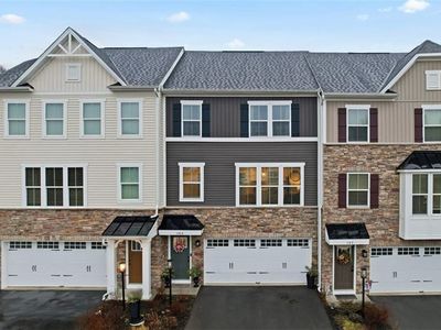 Property at 102 Rivulet Pl, Zelienople, PA