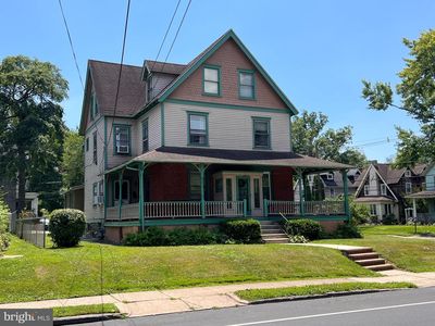 28-30 W Greenwood Ave