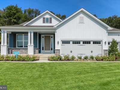 15 Golden Raintree Ct